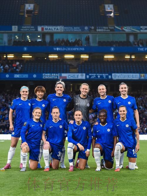 备战法国世界杯 “铿锵玫瑰”再出发 备战法国世界杯 “铿锵玫瑰”再出发